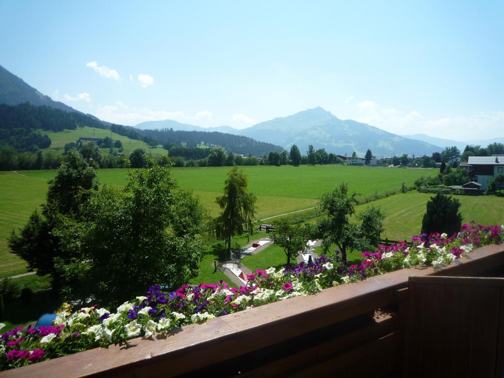 Hotel Neuwirt Kirchdorf in Tirol Esterno foto