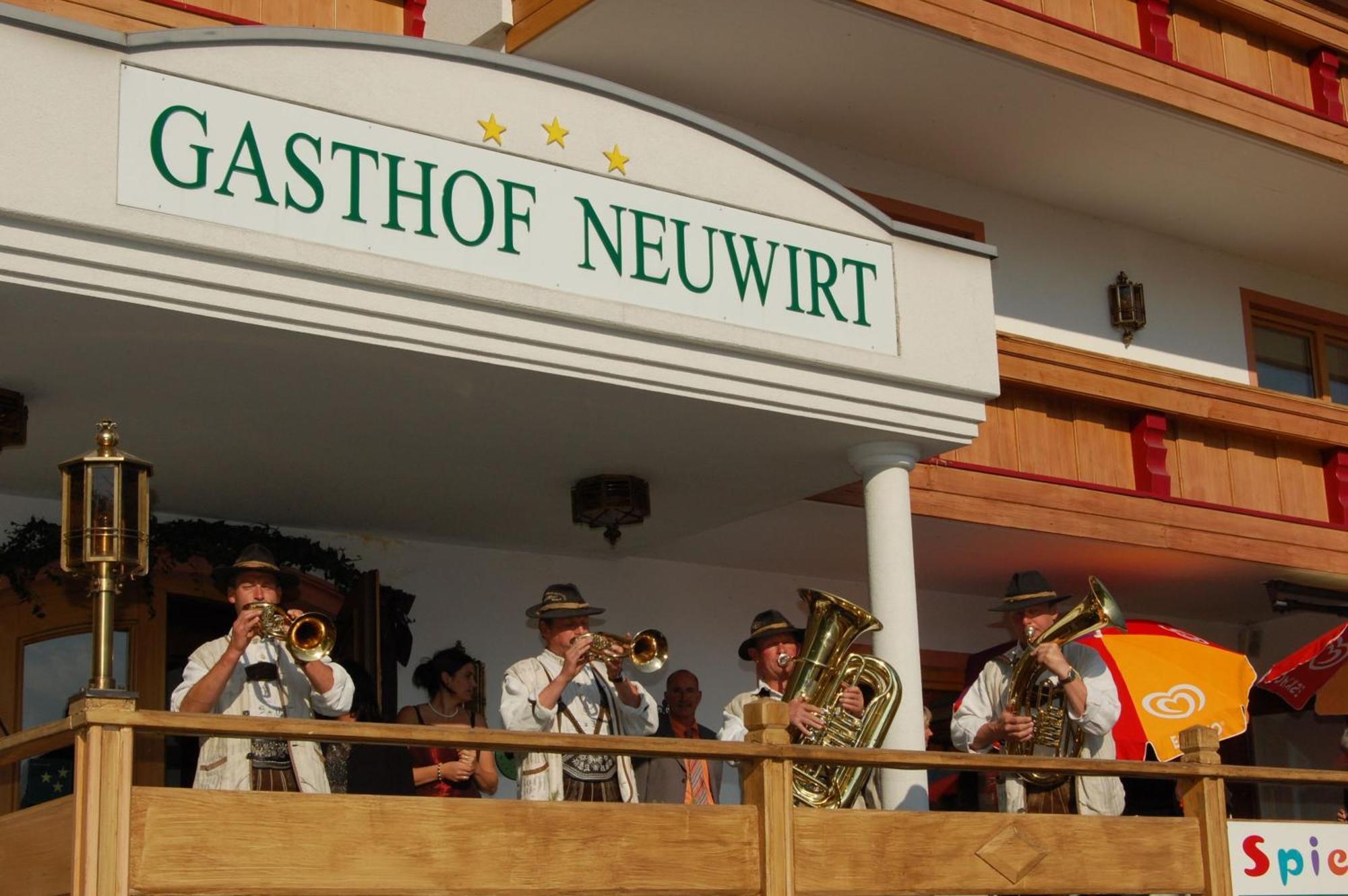 Hotel Neuwirt Kirchdorf in Tirol Esterno foto